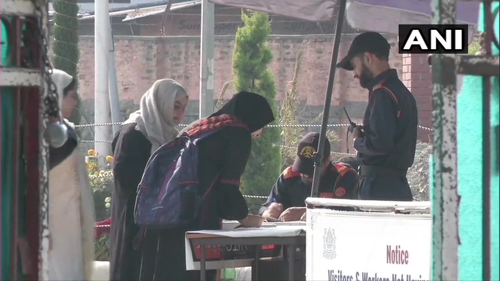 ANI's tweet photo. Jammu and Kashmir: NIT (National Institute of Technology) Srinagar reopened today. https://t.co/bOxBWwhrLf