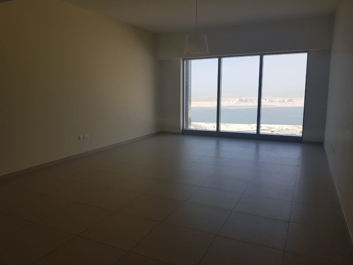 Venithco's tweet image. Beautiful full sea view! 2 bedroom apartment for rent on high floor in Gate Tower, Abu Dhabi. 
- Large Living and Dining Area
- Kitchen
- 2 Master Bedrooms
- Maid Room
- Guest Washroom
- Rent: AED 100,000 Yearly 
 #alreemisland #uae #abudhabi #gatetower #emirate #realestate #rent
