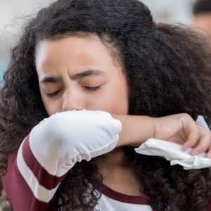 Health24com's tweet photo. SPONSORED: You’re plagued with a sniffle and a throat tickle, but how do you know if it’s mere allergies or something more? Here’s how. | #Sinutab #Benylin
Read more: https://t.co/evC5WcIozb https://t.co/BgNlLHEpc9