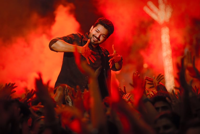 igtamil's tweet photo. Bigil movie photos 💥🔥

#bigil #Vijay 
more photos at https://t.co/H8qN4b3TIt https://t.co/AuyeBe5KIo