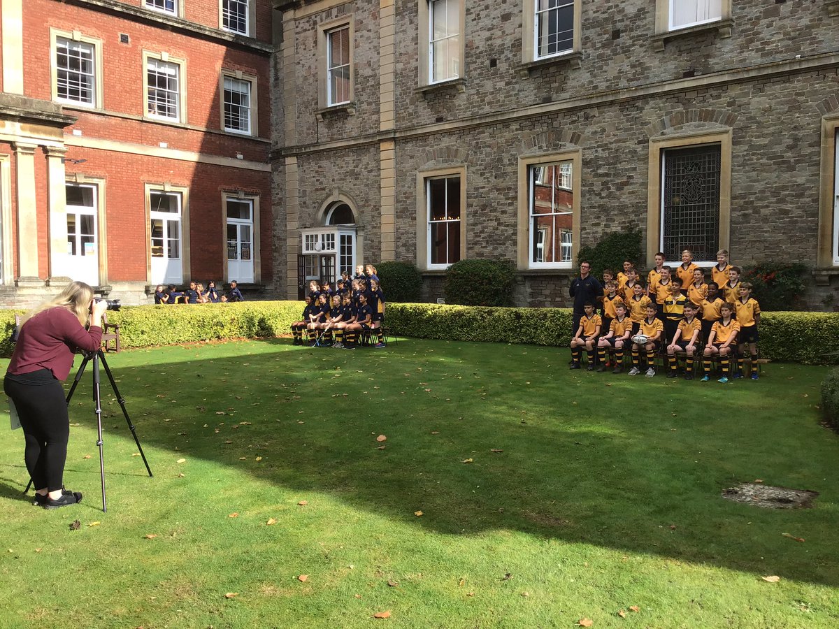 CollegiateSB's tweet photo. It’s sports photos today followed by @colstonsschool House Cross-Country.
Mr Beavington has doubled up on the photographers!
#prideinthebadge
#workhardrunhard https://t.co/XDCfdl1pRA