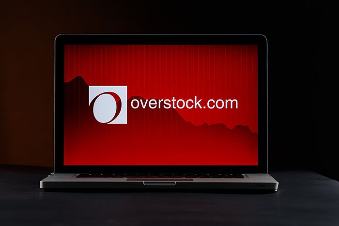 Loyalty360's tweet photo. Overstock Ups Its Personalization Game https://t.co/GhhIr3thnP https://t.co/pogNkspuee