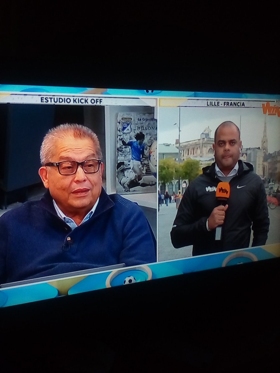 NICORH's tweet photo. @KickOffWIN viendo @WinSportsTV queriendo ir a ver a @10Ronaldinho en el campin claro #ConLaTricolorPuesta https://t.co/G5Oqn1rs8X