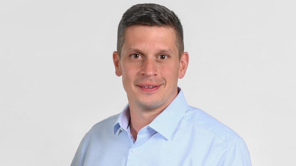 SpectreSoftware's tweet image. It's Tuesday, which means it's time for another #TeamTuesday! This week we'd like to introduce one of our sales consultants and someone our customers may already be familiar with, Phill.
Fun fact: he coaches an under 7s football team in his spare time.