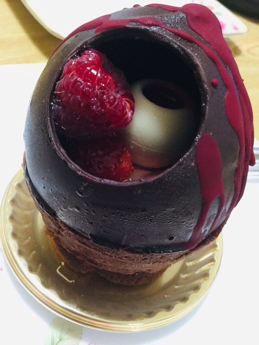 美 々 Sur Twitter 日曜のケーキ 京都北山ル フェーヴ 白いのはショートケーキ 栗はモンブラン チョコのやつ グロい スタアラやってる最中だから エンデ ニルだ とか言いながら食べました