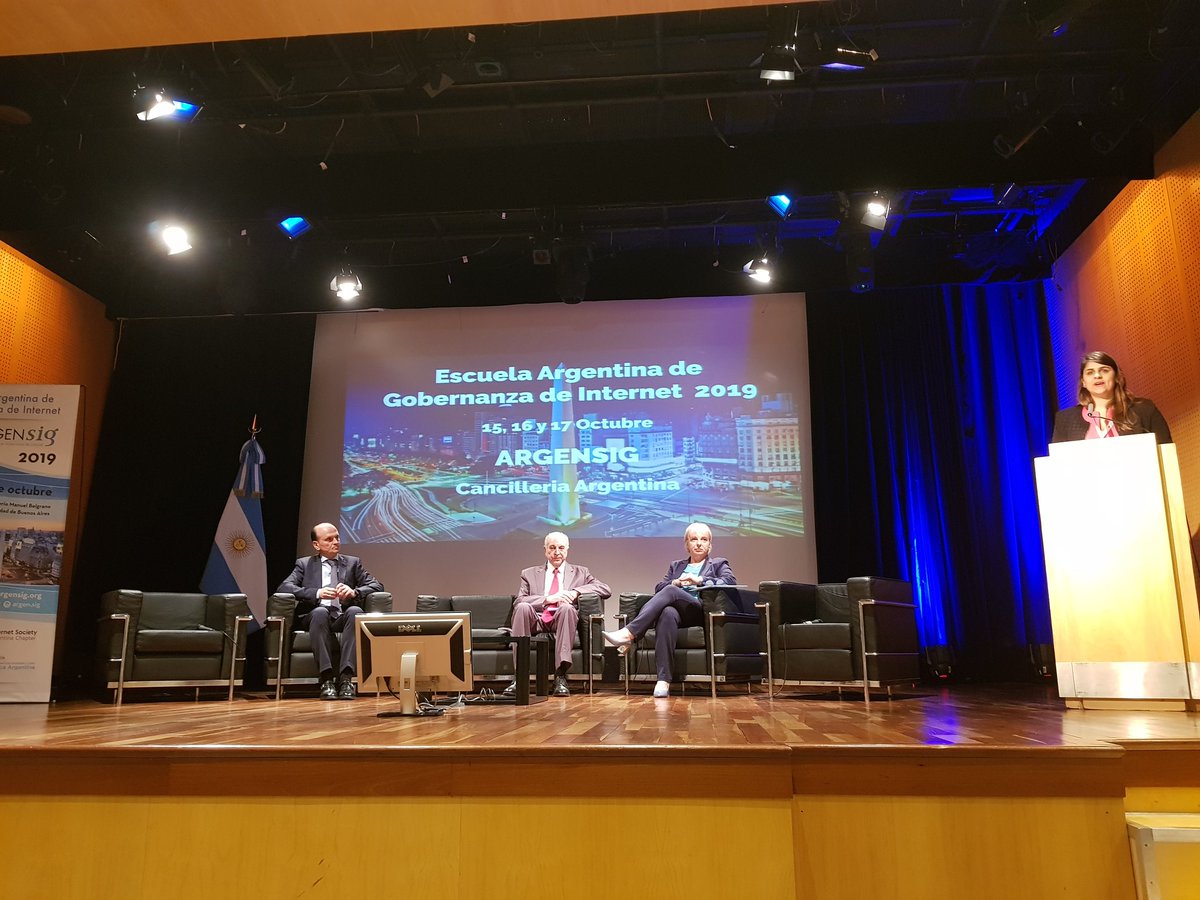 fundacincluirme's tweet photo. Anabel Cisneros - Presidenta ISOC Capítulo Argentina - Apertura oficial Escuela Argentina de Gobernanza de Internet 2019 - Acceso remoto https://t.co/7xNDZaeQyv.  #ARGENSIG2019 https://t.co/mmmn6fQi2j