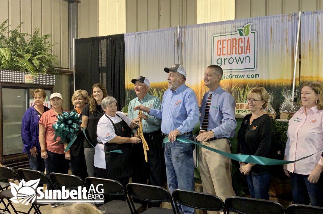 The ribbon has been cut! Be sure to stop by the Georgia Grown Marketplace for all of your Georgia Grown needs!