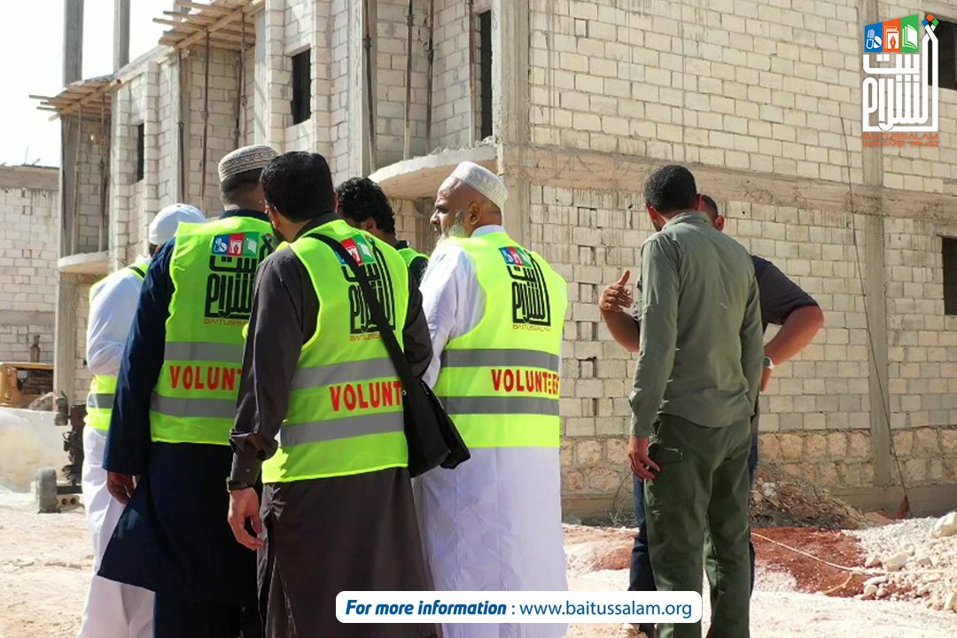 Baitussalam_Org's tweet image. Baitussalam delegation visited under construction Baitussalam Village for Syrian brothers and sisters.
Partner: @DiyanetVakfi 
.
.
.
#RebuildSyria #SupportSyrianChildren #HelpSyria
#education #watersupply #foodbank #shelter #medicalaid #syria
#ambulancesrvice #syrianrefugees