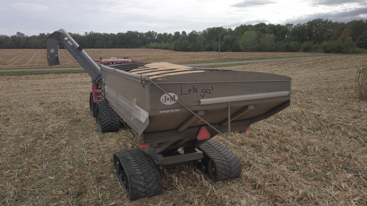 JMManufacturing's tweet photo. Some people haven't started harvest yet, but there’s still time to enter the J&amp;M harvest photo contest. Follow us, retweet and like this tweet. Then tweet a picture of your J&amp;M equipment during harvest with #JMHarvest for your chance to win a J&amp;M die-cast toy.  #letsgo #harvest19 https://t.co/BSPGf7ppOV