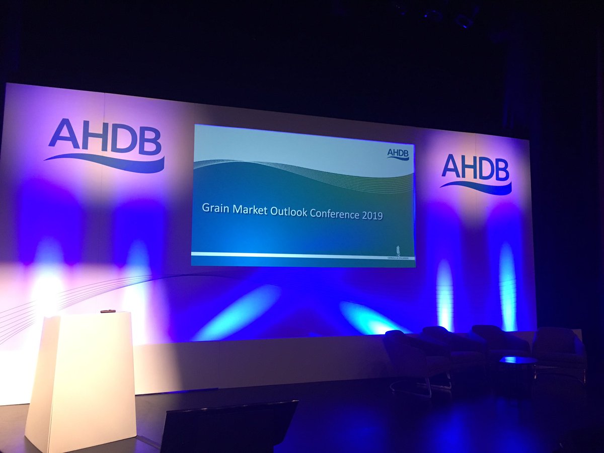 Grain Market Outlook #GMO2019 is about to start, crowds taking their seats! <a href="/TheAHDB/">AHDB</a>