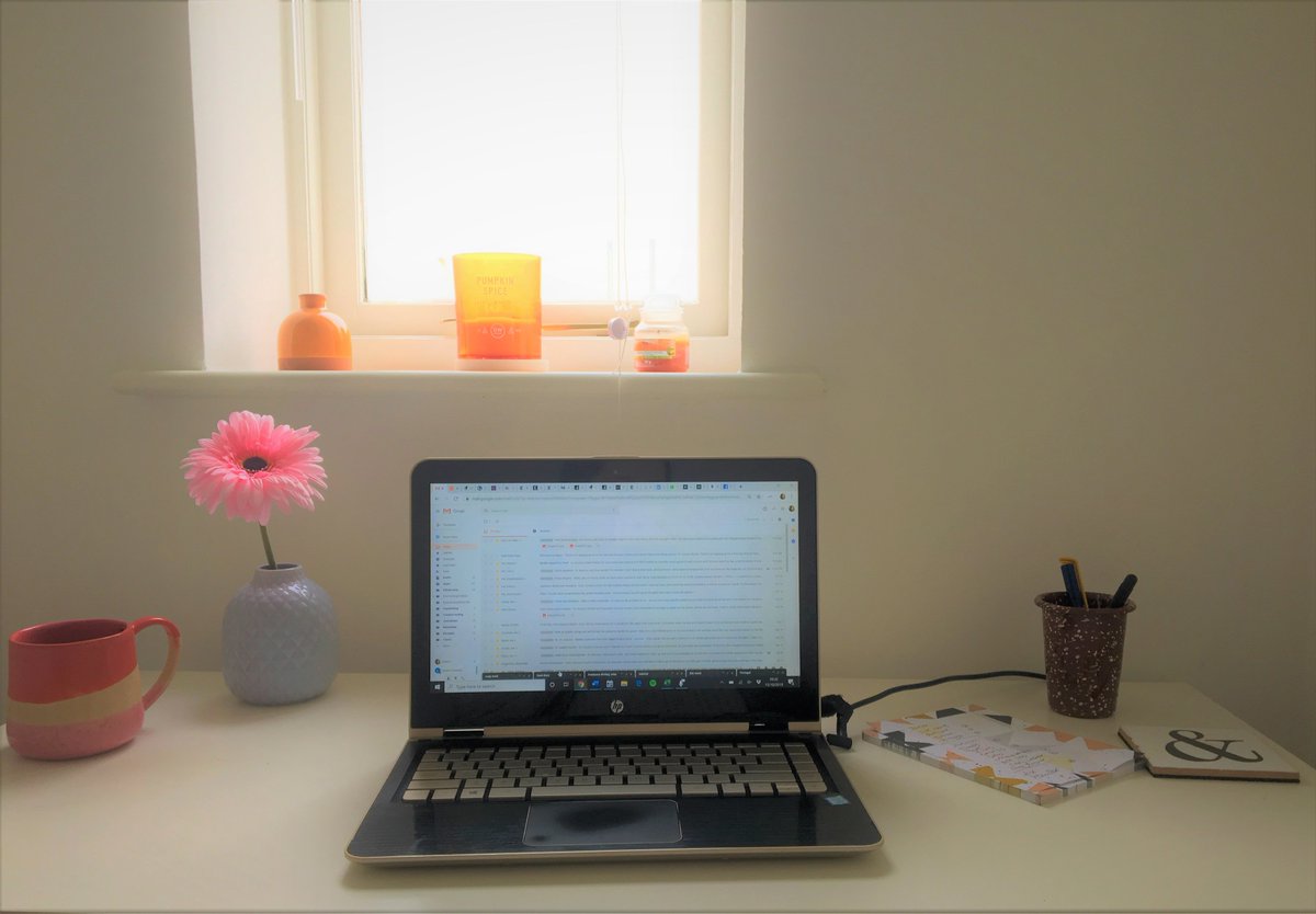 GoodCopy1's tweet image. Today's desk, featuring a pretend flower and full to-do list. Emergency biscuits just out of shot and definitely not already eaten #WorkFromHome