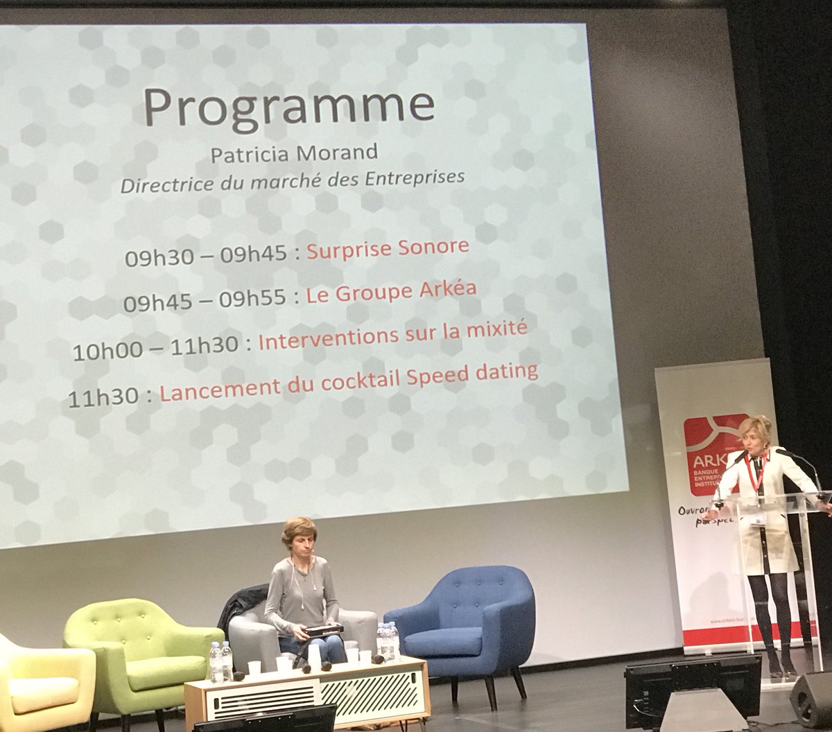 Patricia lance le Speed Dating des Entrepeneurs... ‘19 sur le thème du levier de la mixité #arkeamixite ⁦<a href="/PatriciaAlpes/">Patricia</a>⁩ ⁦<a href="/royojm/">Royo Jean-michel</a>⁩ ⁦<a href="/blanpain_b/">BLANPAIN-B</a>⁩ ⁦<a href="/bl_laurent/">Laurent Blanchard</a>⁩ ⁦<a href="/blog_commerce/">Le blog du E-Commerce</a>⁩ ⁦<a href="/MaxJLille/">Maxime</a>⁩ ⁦<a href="/cmarkea/">Crédit Mutuel Arkéa</a>⁩ ⁦<a href="/ronanLM/">ronan le moal</a>⁩