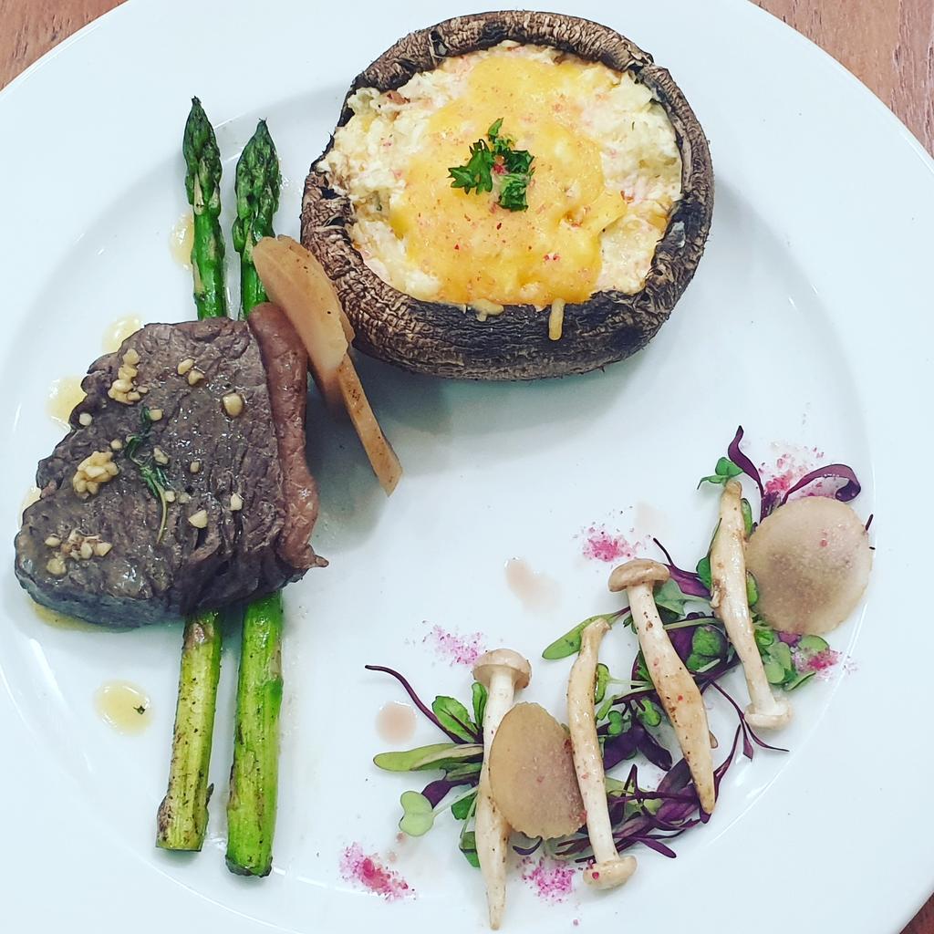 SkoleKook's tweet image. Wenbord van Meisieskool La Rochelle. 
#SkoleKook #cookingprogram