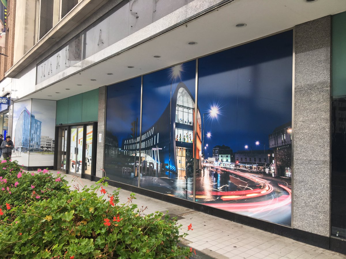 CreativeJunc's tweet image. This November the Creative Challenge is on! 
Free artist workshops to support young people aged 11+ to design their own window vinyls for display in #Slough High Street - @ArtsworkLtd @ace_southeast supported
More info &amp;amp; register interest by 25th Oct here: creativejunction.org.uk/carousel/find-…