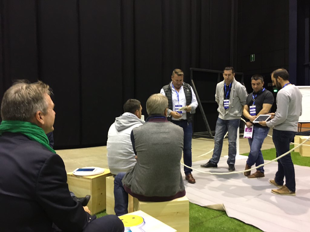 DoussaudH's tweet photo. Et c’est parti pour le show !! 
Lancement des ateliers pédagogiques des #ForumsSOgaz2019 avec les collègues de Nouvelle Aquitaine Nord #SOGRDF https://t.co/EnmzDxOStK