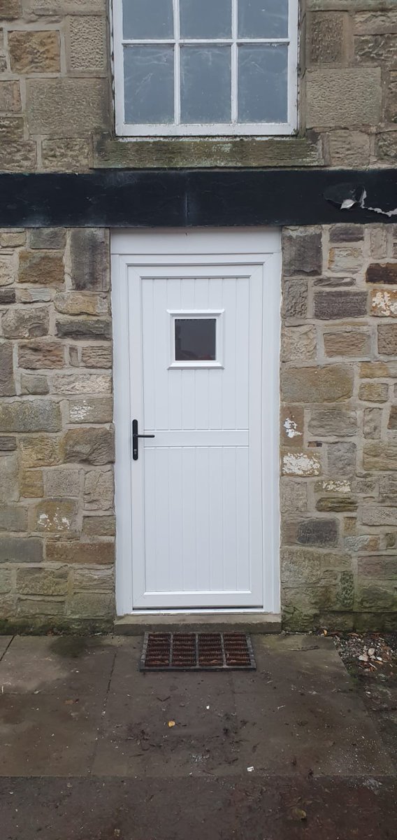 GmrConstruction's tweet photo. Three doors replaced yesterday #OutWithTheOldInWithTheNew 
#Maintenance #TyneAndWear #NewcastleUponTyne https://t.co/ypbEAmgbeq