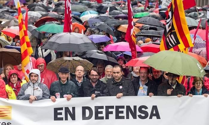 ramonkaraskillo's tweet photo. manifestación en toda caluña hayer
#cfacastelldefelscompetic1 https://t.co/EE8yTxrU2P
