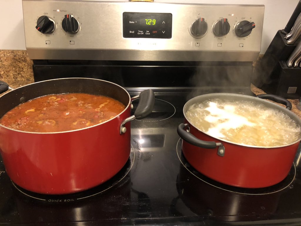 CastellKim's tweet photo. Aaaand this is ALSO why I ππ»ββοΈ & ππ»ββοΈ
#carbs #workitoff #balance #pasta #guiltypleasure https://t.co/py21jKBEW4