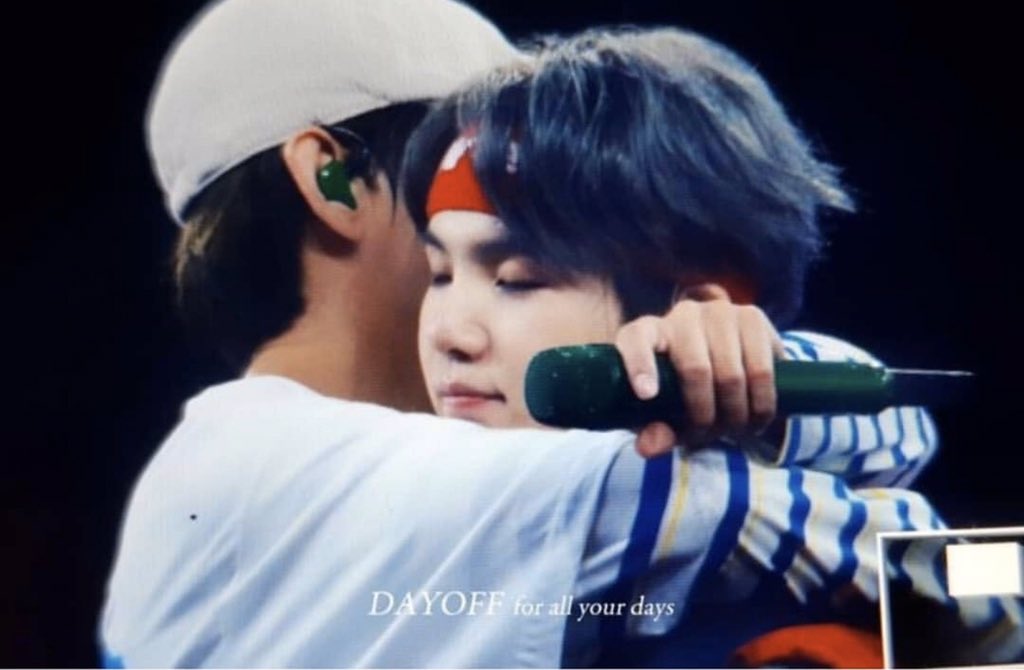 Niloufar_d's tweet photo. جوری که همه ما ارمیا دلمون میخواد بغلت کنیم😭
You are so precious min yoongiiiii🥺❤️💙❤️💙❤️💙❤️💙❤️💙
#YoongiIsBeautiful
#YoongiIsTalented
#YoongiIsHandsome
#YoongiIsSmart
#YoongiIsFunny
#YoongiIsCute
#YoongiIsPretty
#YoongiIsPrecious
#YoongiIsPerfect https://t.co/JT2oxBE890