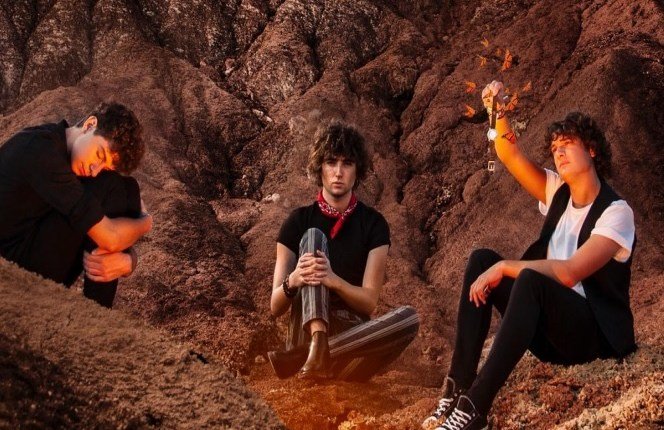 _masquefans_'s tweet photo. 😍Los murcianos @malvamusicofi  estrenan su primer single llamado #todoloquemejuraste !! 
con un temazo cargado de  pop-rock con toques alternativos dale al ▶️ https://t.co/XTTZG9Do2B vais a flipar 🤙 https://t.co/5GDJhLPIR1