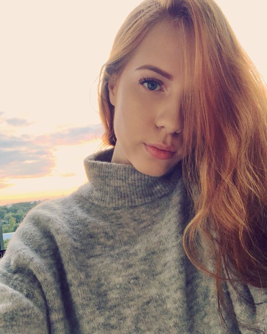 TW Pornstars - Holly_mollyy_. Pictures and videos from Twitter. Page 2