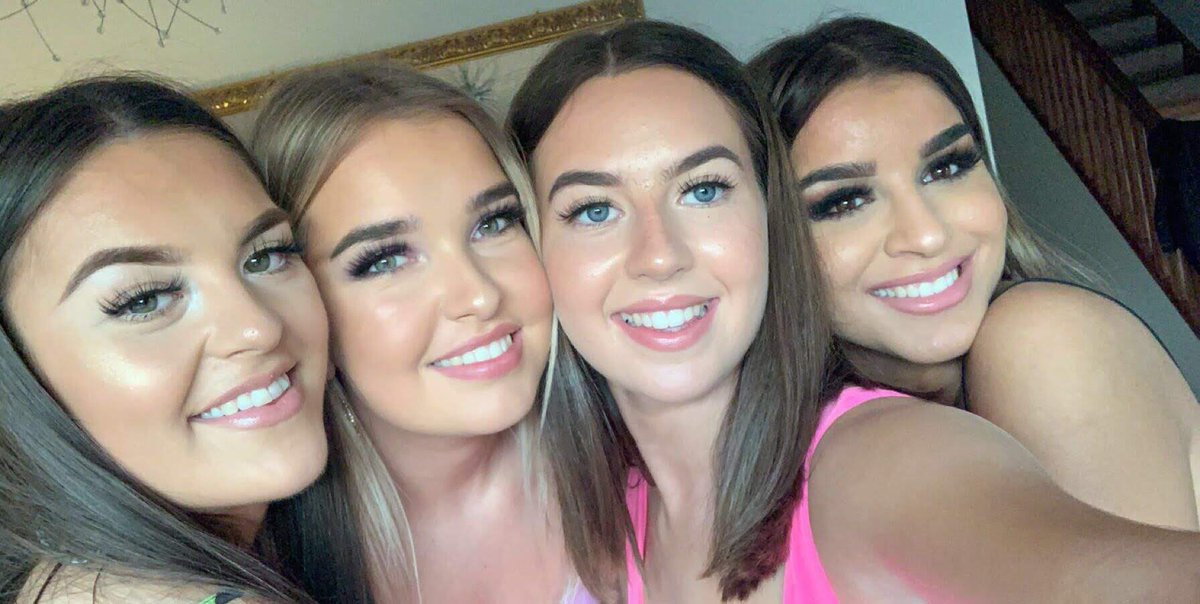 KaylahShandx's tweet photo. @z_bakir1 happy bday my hunny🥰have the best day n I’ll see u tonight!!! love u tons❤️ https://t.co/62EZbInstk
