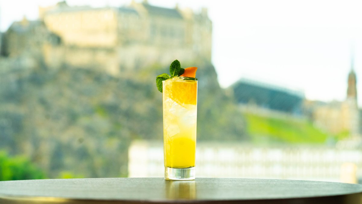 EDINBURGH COCKTAIL WEEK IS HERE! WOOO!
Even better news... SKYbar is open on FRIDAY AND SATURDAY! Come along and try our signature cocktail for just £4 and experience the view!
#ecw #edinburghcocktailweek #ecw19 #ecw2019 #whatsonedinburgh #skybaredinburgh #bestviewinthecity