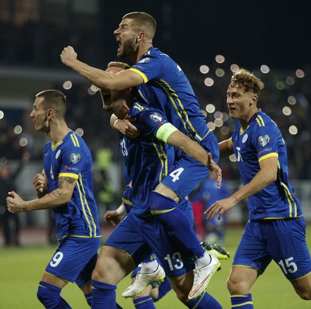 kosovanfooty_EN's tweet photo. Some images from that remarkable night in Prishtina as #Kosovo got a vital 2:0 victory against Montenegro.
#KOSMNE | #BashkëPërKosovën https://t.co/dSYNXwKhL7