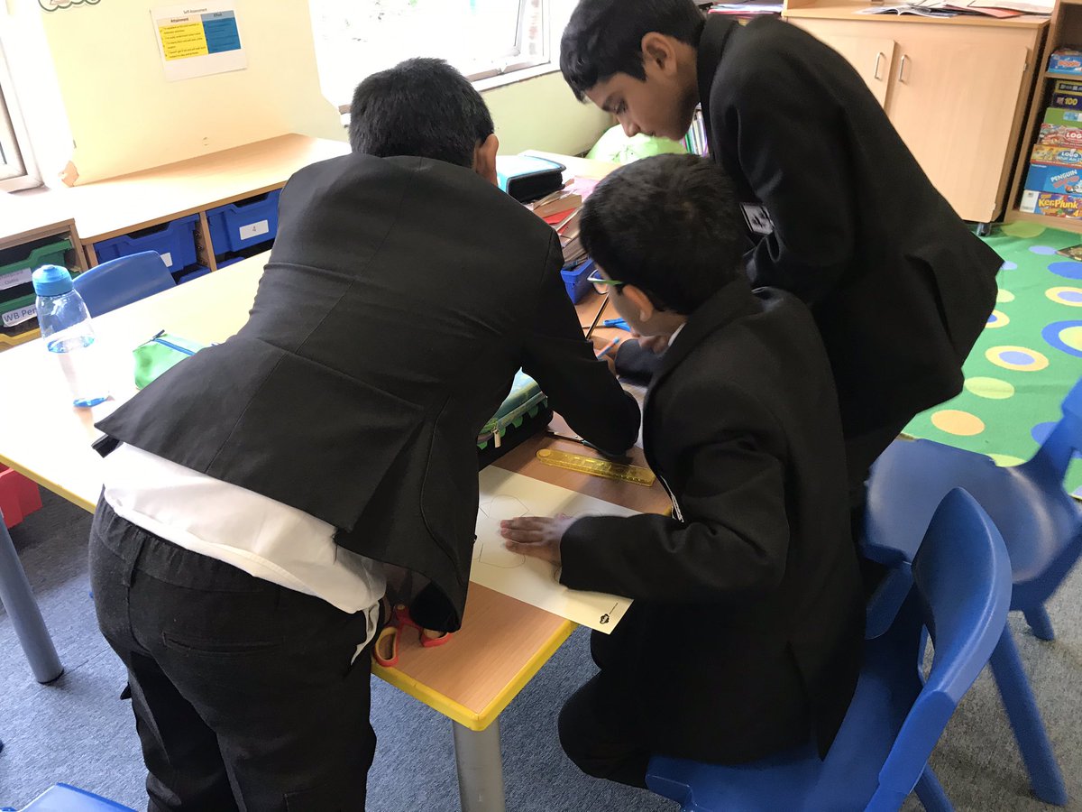 NottsHighIJS's tweet image. Y5 have looked at images of futuristic buildings from sci fi films. They are now architects in charge of using 3d shapes to create a building of the future #Futureweek #SoMuchMore