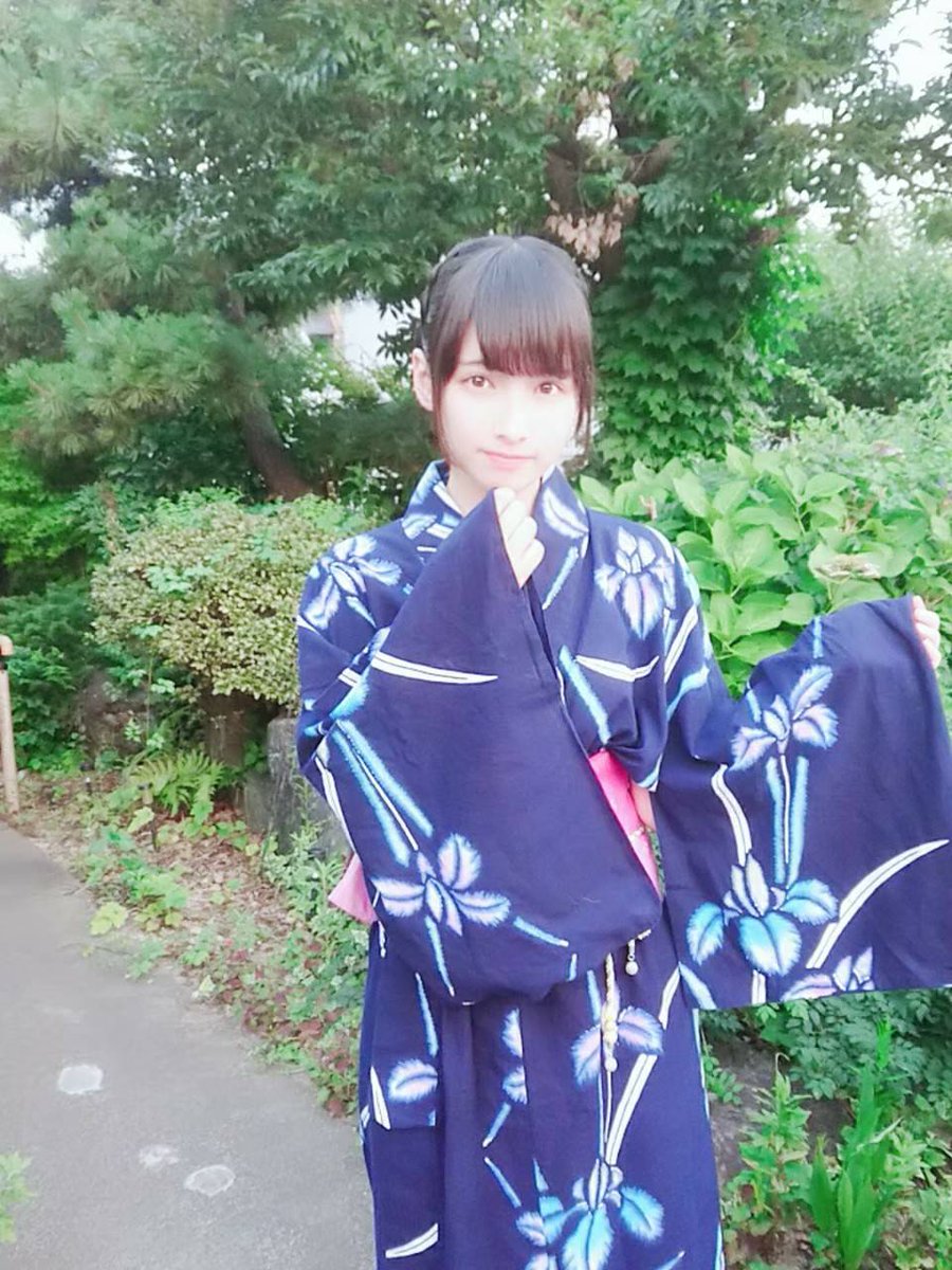 橋本麗愛 水色に花びらの浴衣がこの世で１番似合うのはたぶん君だと思う Back Numberさんの わたがし より あー言われてみたいなー誰か言ってくれないかなー W ﾁﾗｯ Backnumber わたがし 浴衣 祭り 言われてみたいセリフ T Co