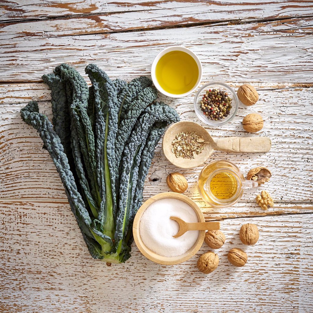 Si avvicina il nostro prossimo appuntamento di #TrentinoinunBarattolo! 🍯
Dal 18 al 20 ottobre Doris dell'Agritur #MasoKofler vi aspetta per scoprire come preparare insieme il PESTO DI CAVOLO NERO! 🥬🍴🥣
bit.ly/madebymeKofler
#madebyme #visittrentino #valdinon #stradadellamela