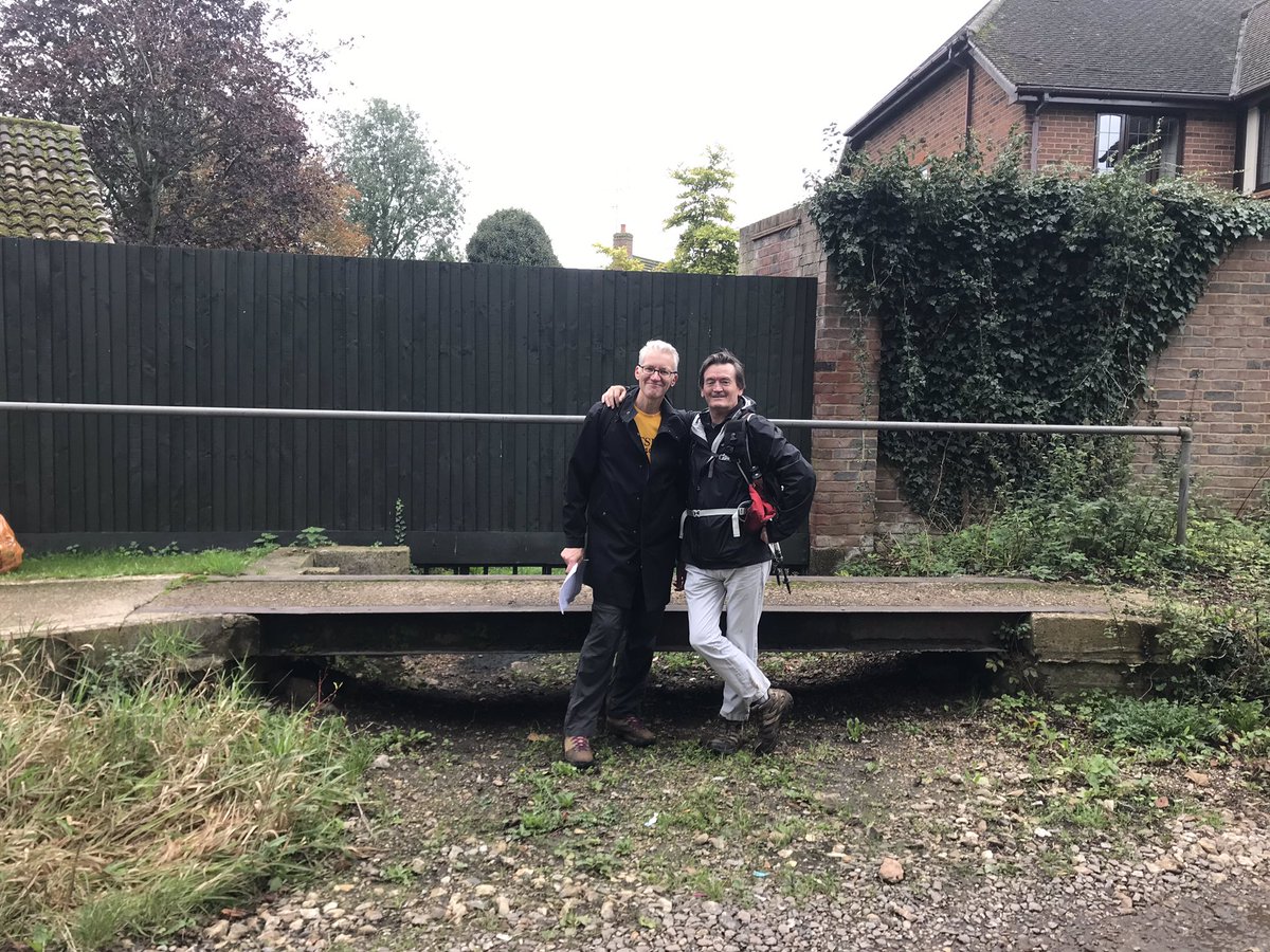 We reach the ford in Redbourn. We do not get our feet wet.  #Ver