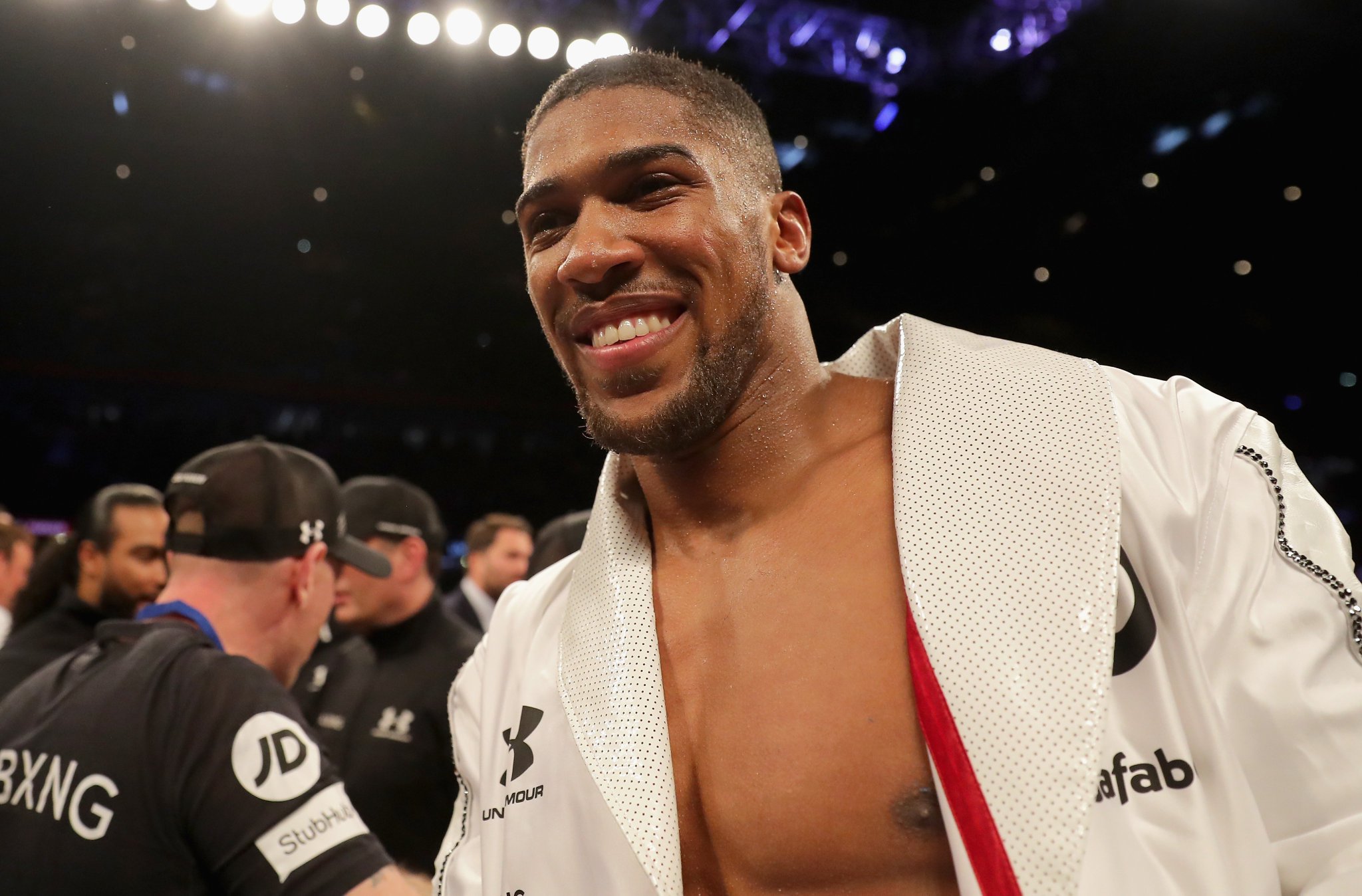Happy Birthday Anthony Joshua! Let\s get them belts back! 