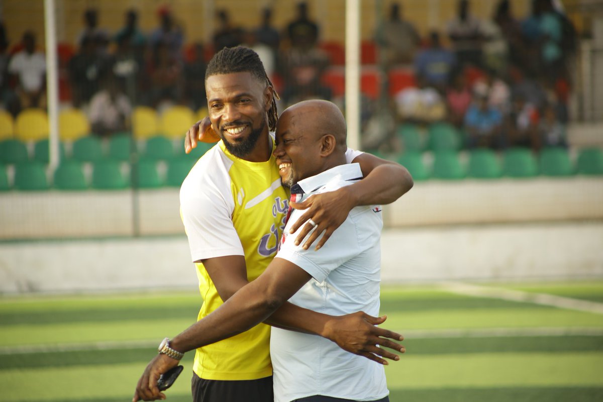 ghanabaofficial's tweet photo. The GRASSROOTMAN .@AnimSammy this ur smile de3333333 i swear ibi grassroot smile. The ever hardworking grassrootman..Incoming GFA Executive Council Member.. @ASAMOAH_GYAN3 @pfag @ghanafaofficial @MOYSGh @Ghanasoccernet @ameyaw112 #gfadecides #Grassrootman https://t.co/tHmgcvPYTg
