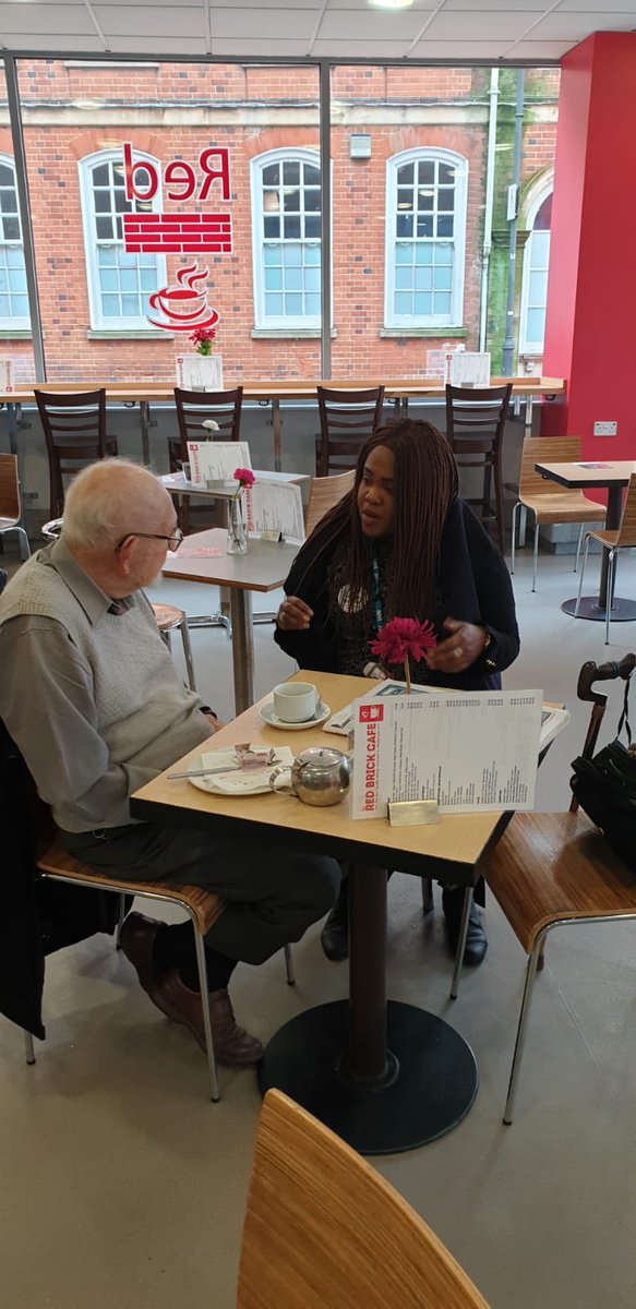 We’ve had another busy day for @getonlineweek at the Red Brick Cafe in Harrow, thank you to our super Digital Ambassadors Jagdish and Julian, and staff at @NHSHarrowCCG for making it a success!