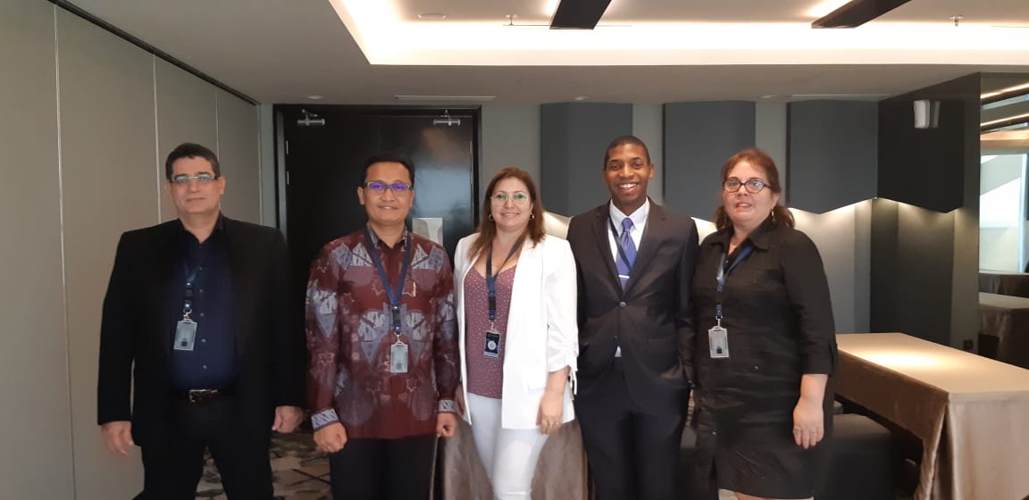 BryanGual's tweet photo. #Cuba participated in the #Indonesia - Latin American & the Caribbean Business Forum represented by. @LABIOFAMCu and. @EmbaCuIndonesia Looking for trade opportunities & options for investment .@CubaMINREX .@MINCEX_CUBA .@Kemlu_RI #INALAC https://t.co/Goqgm5MaKw