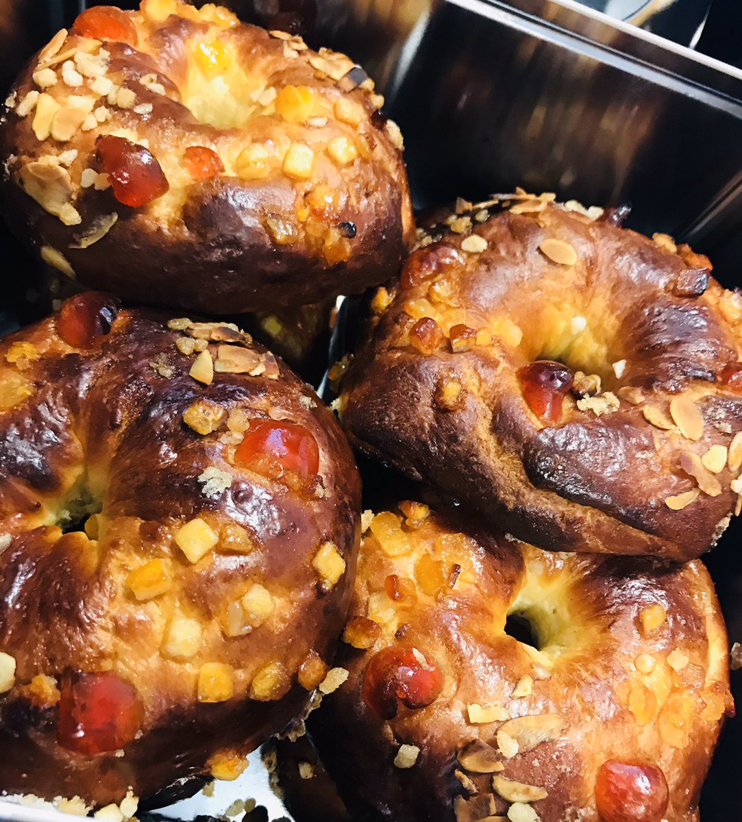 UoSDocCollege's tweet photo. ...And these beautiful Spanish bakes from Emily in the VISAS team! #topnotchbaking https://t.co/IFei2SMB7F