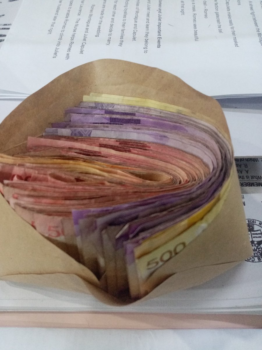 ItsmeJunMar's tweet photo. Retweet this for a successful finals examination 😂 https://t.co/nBoZBO3hqk