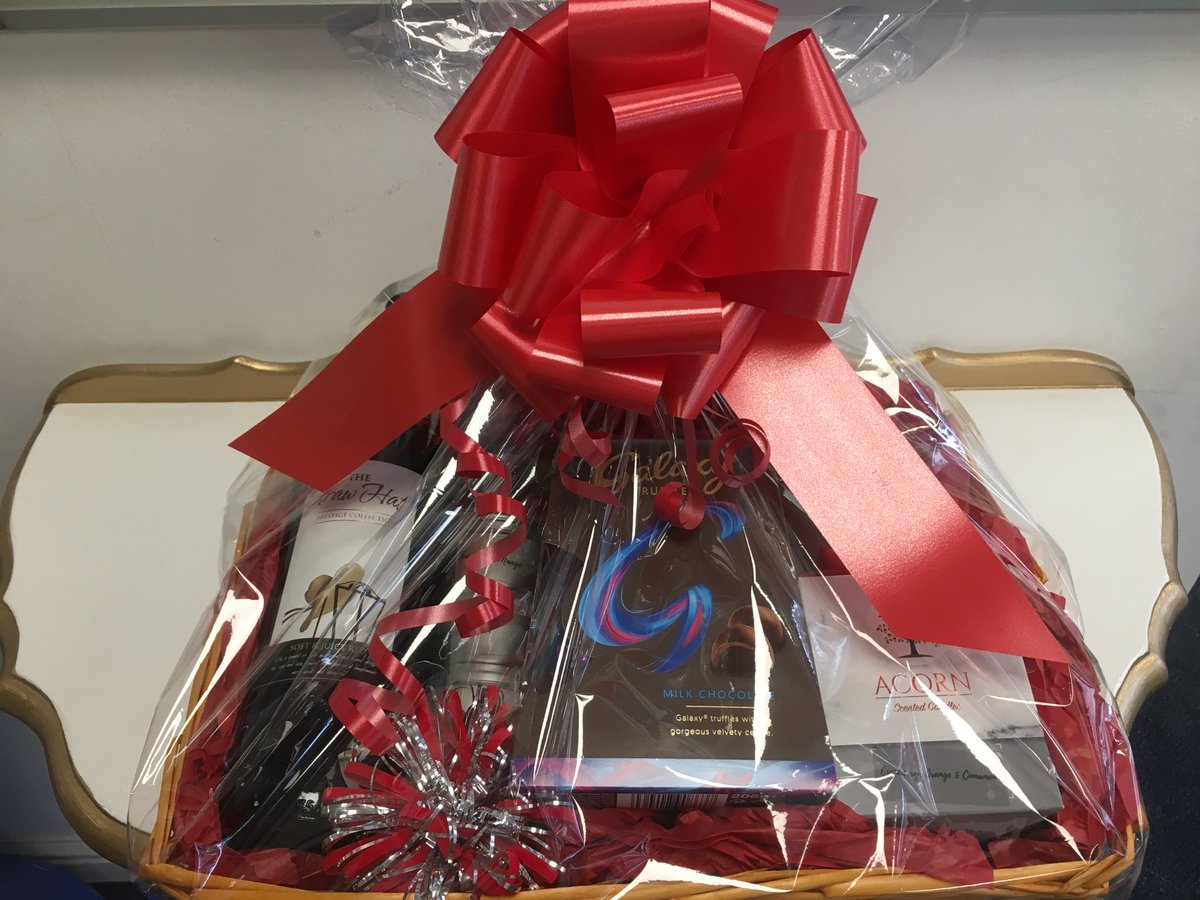 TheGoodSpaceNI's tweet photo. ACORN Candle Hamper – the Perfect Corporate Gift!
Our social enterprise, ACORN Candles, produces a professional line of high quality soy wax candles, made by a team of our young adults with additional needs. t. 028 3083 5764 https://t.co/Wc5TzhZcBb