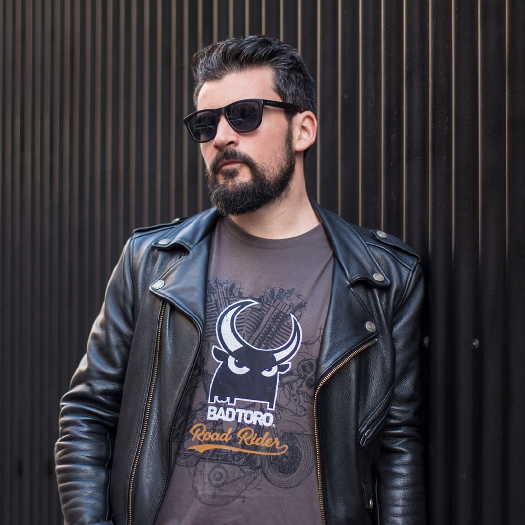badfriendsgang's tweet photo. Are you looking for a t-shirt full of style, comfortable and unique? Here you have the best option 😎➡️ https://t.co/OUuqlKlra4 https://t.co/63e2zH7tkk