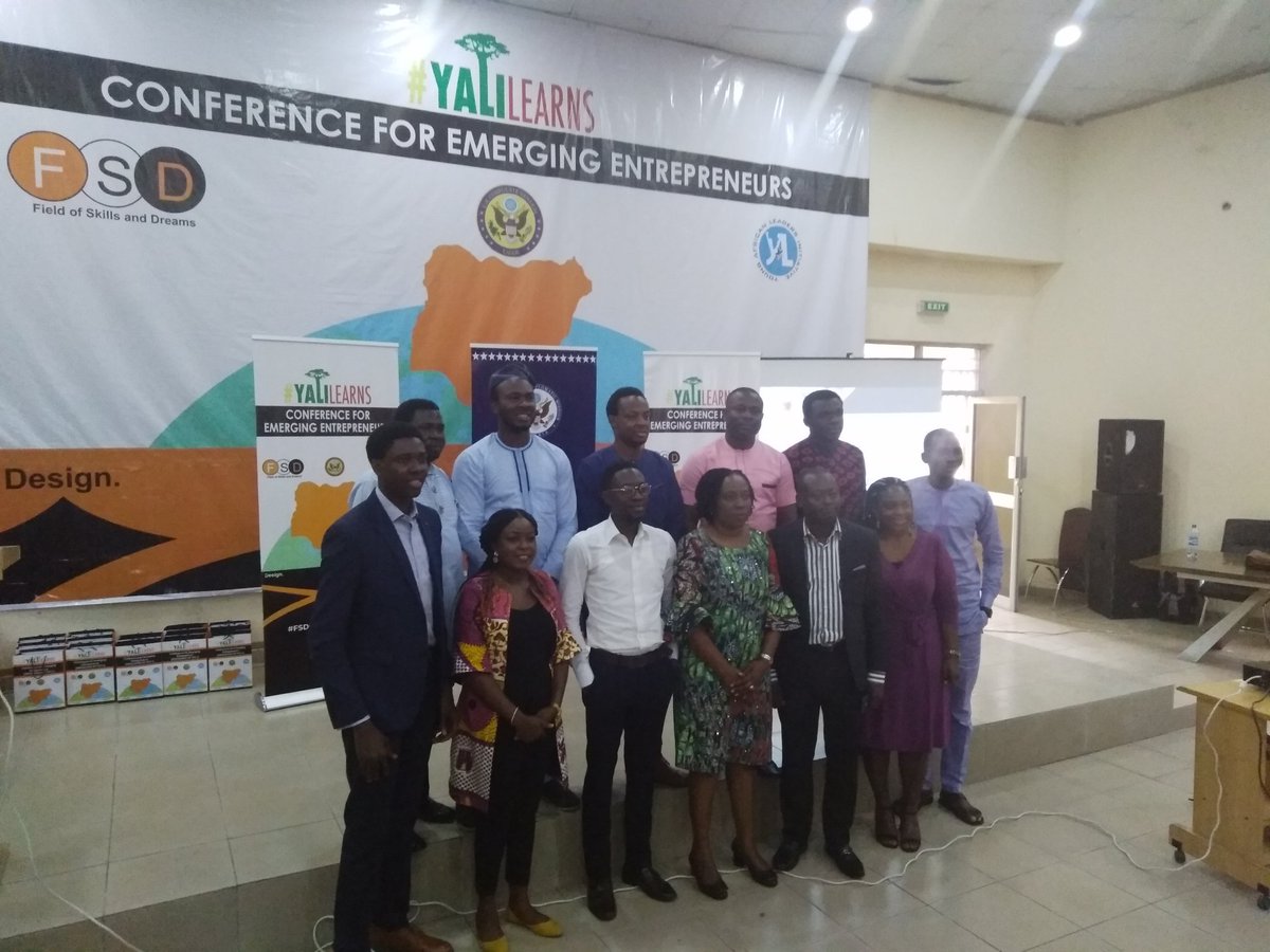 EnaworeDavid's tweet photo. Day 2
Conference for Emerging Entrepreneurs....
#YALILearns
#FSDCEE
#YaliCEE
#USCEE
#YaliLearn https://t.co/hCRimQJ9I0