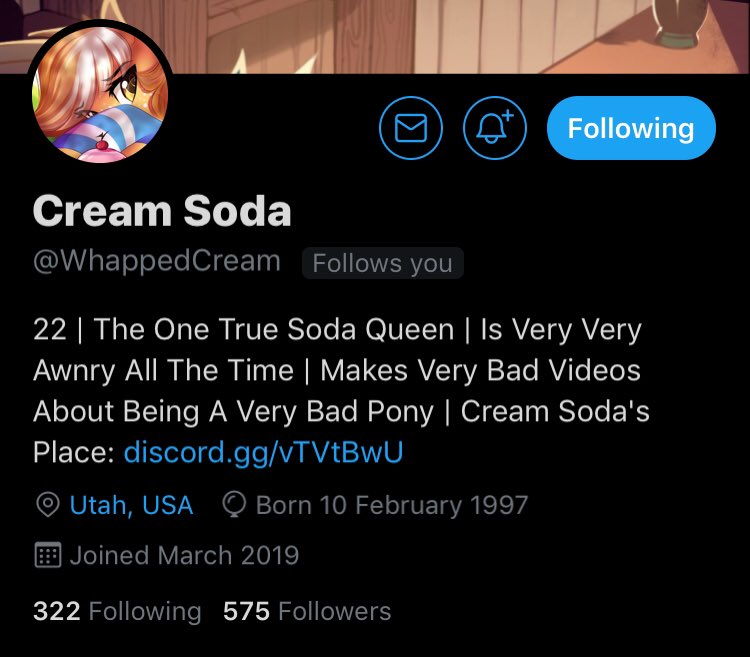 Big shoutout to this cute Detective @WhappedCream plz go and follow them and show them the love and support 😋❤️❤️❤️