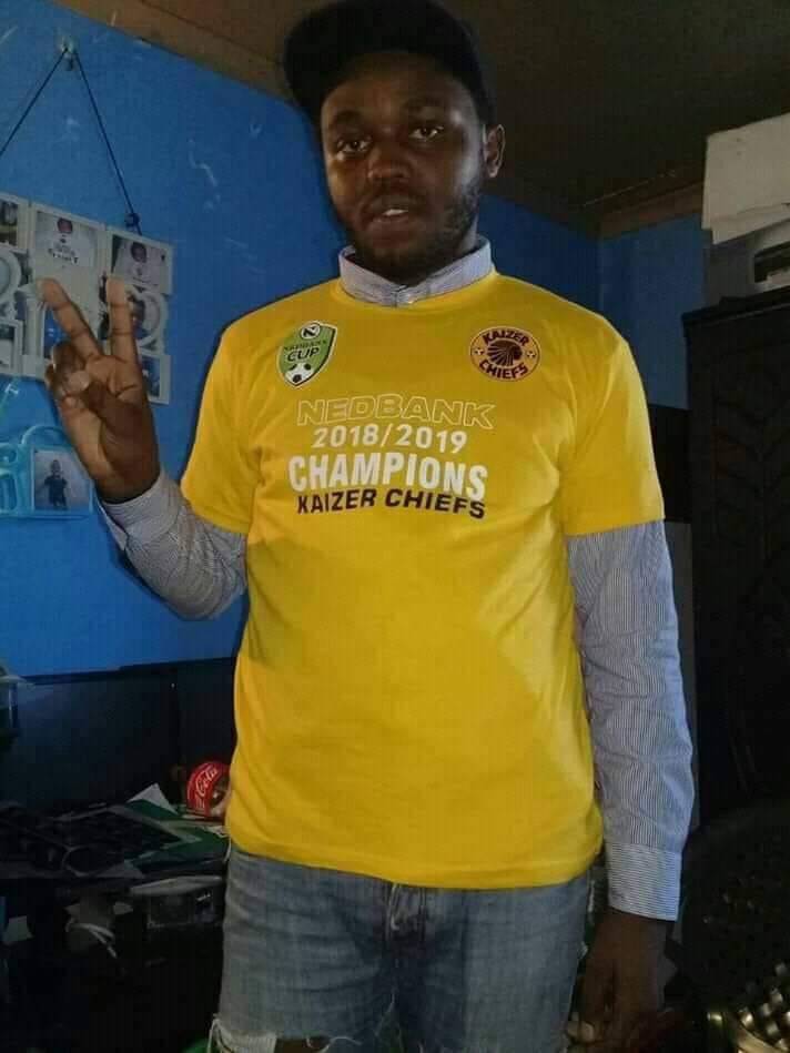Ncedo53469954's tweet photo. @RitoNgobeni10 @JayNtuli @KaizerChiefs They are busy about beating us in the #ShellHelixUltraCup but they forget that they played Macufe the following day. I guess it's only important to play against Sundowns and win then other results don't matter. https://t.co/pEeKsR3AYq