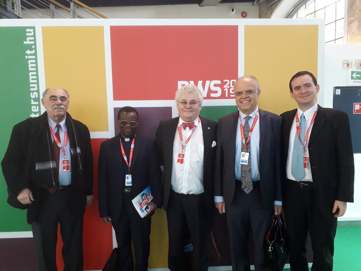 Opening of the Budapest Water Summit - <a href="/VaticanIHD/">Integral Human Dev</a> represented by Fr. Emmanuel Kakule Vyakuno and Mr. Tebaldo Vinciguerra, here w/ O. Unver of <a href="/UN_Water/">UN-Water</a>; A. Szollosi-Nagy of Intl. Programme and Drafting Committee of the Summit; R.G. Varady <a href="/uarizona/">University of Arizona</a> #laudatosi #integralhumandev