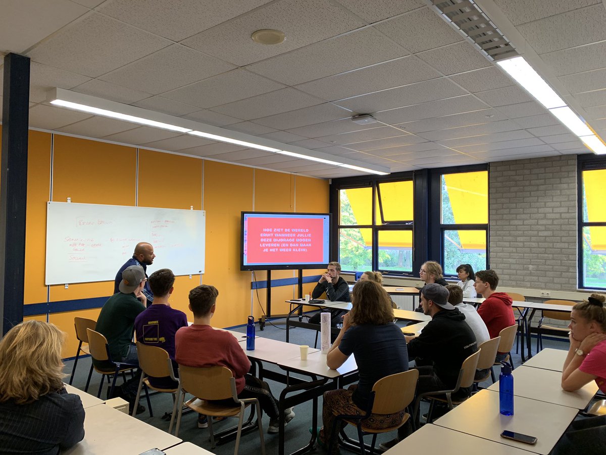 BattleoftheSchools tweet media