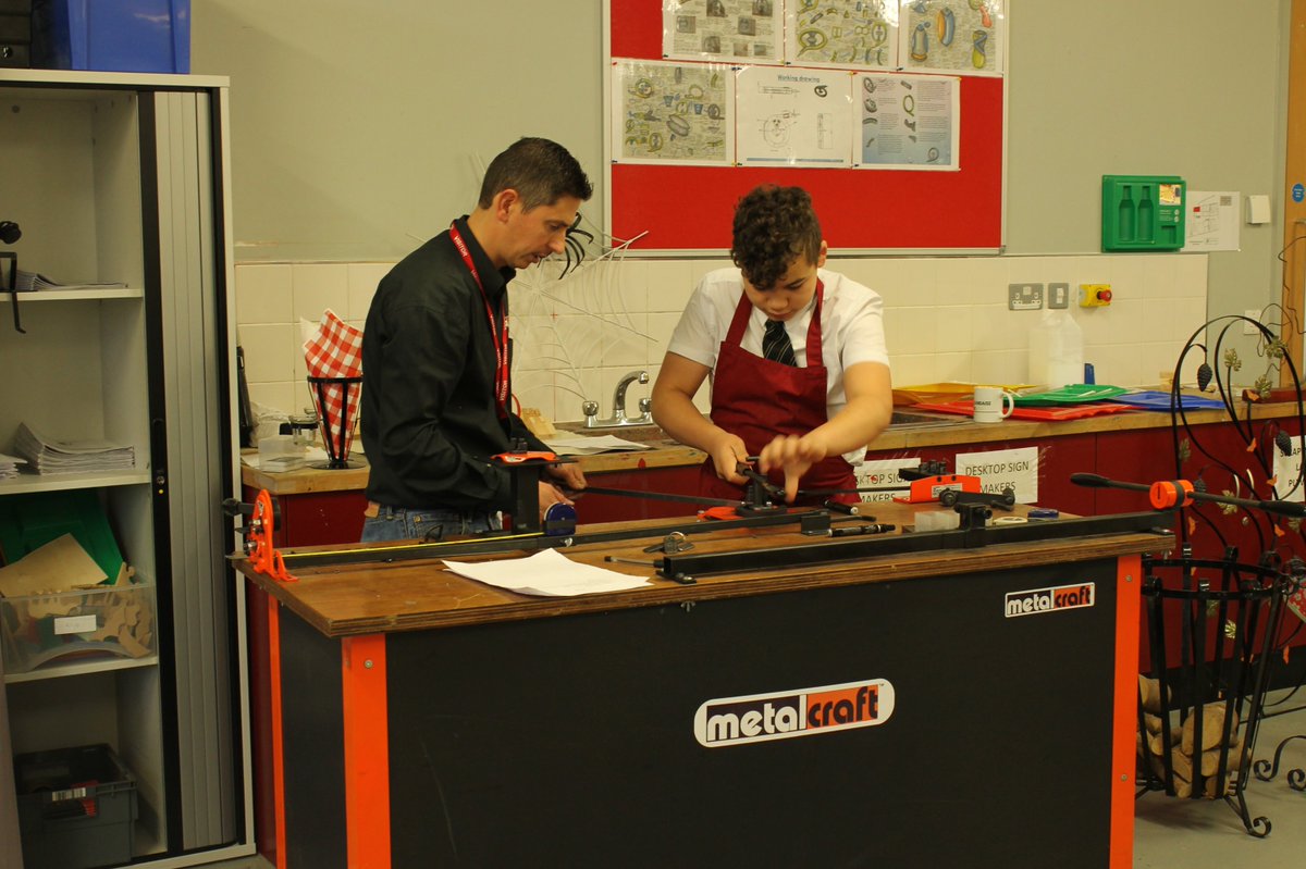 TMCHull's tweet image. Mike Collins from Metal Craft, a Hull based company,  visited @TMCHull today.  Students in KS4 were given the opportunity to attend a workshop to create objects using metal.  These ranged from hanging basket bracket to butterflies and reindeer #PRIDE