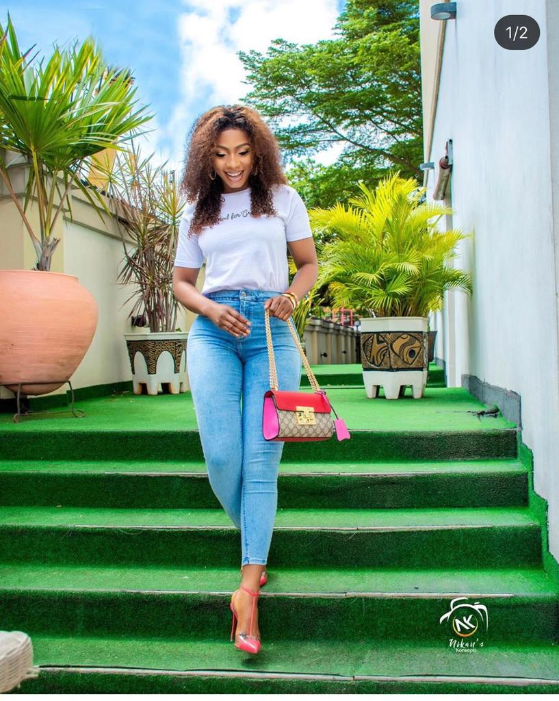 Kathy_2025's tweet photo. Mercy, I will always support you come what may. The day I chose to love and support you, it was forever. Do your thing, and remember to always do what makes you happy.
Regards: Your proud fan @real_mercyeke #MercyTheBrand #BBNaija https://t.co/e1Zml4XBhG