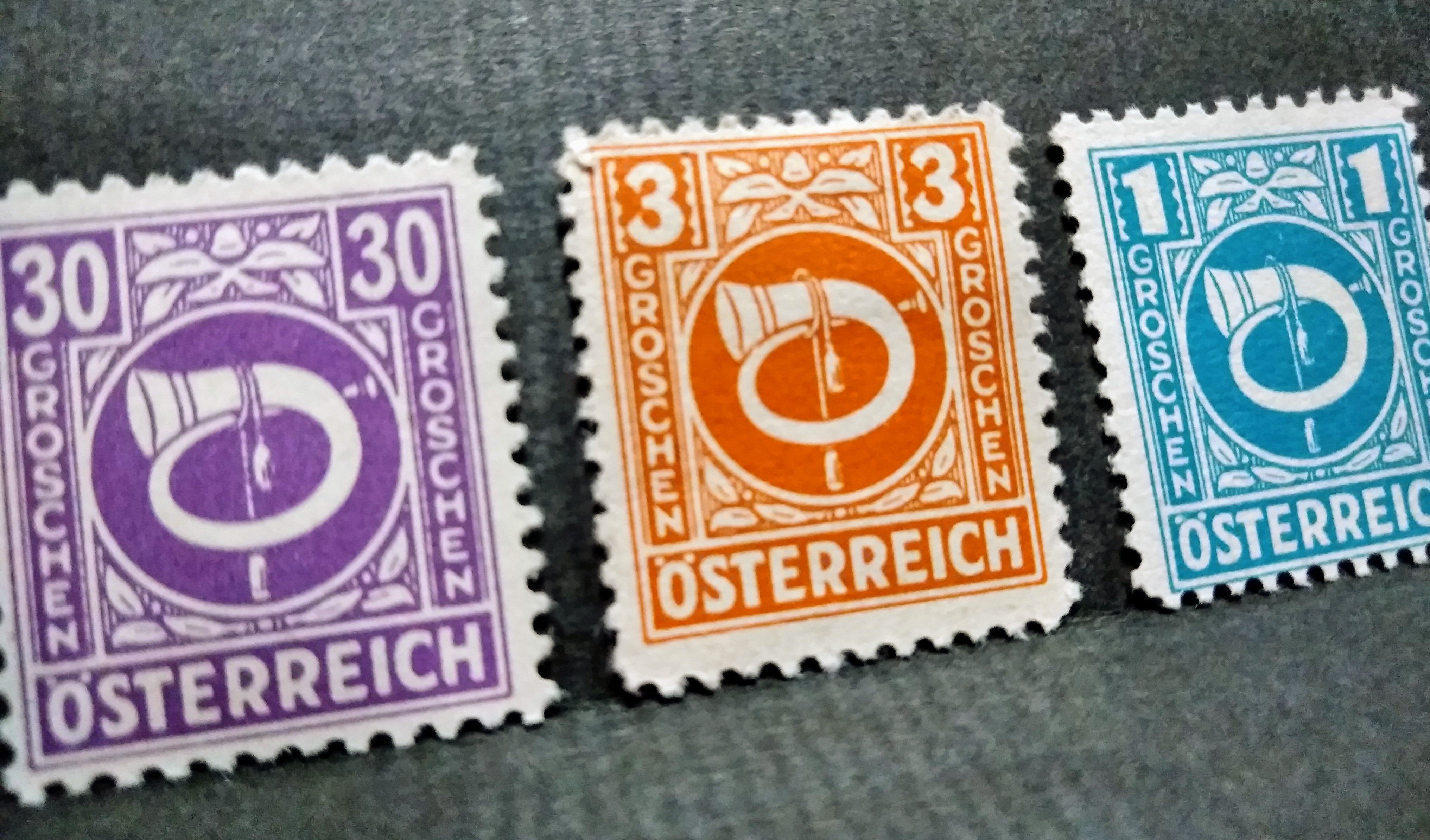郵便マニアはラッパ切手に萌えますか ねこの郵便局では可愛い切手綺麗な切手印刷の素晴らしい切手もあります オーストリアの郵便ラッパ切手 19 10 15 神楽坂ねこの郵便局というなまえのお店