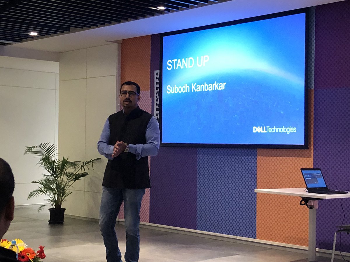 gaurav_d578's tweet photo. Time to laugh while experiencing different types of customer. Subhod our local talent, performing a Stand up comedy! #CXDayPune #customerFIRST @vinitagera @JustinSwetha @perumal_mk @MuraleN @vrishalisk https://t.co/qZMnaWXHIW