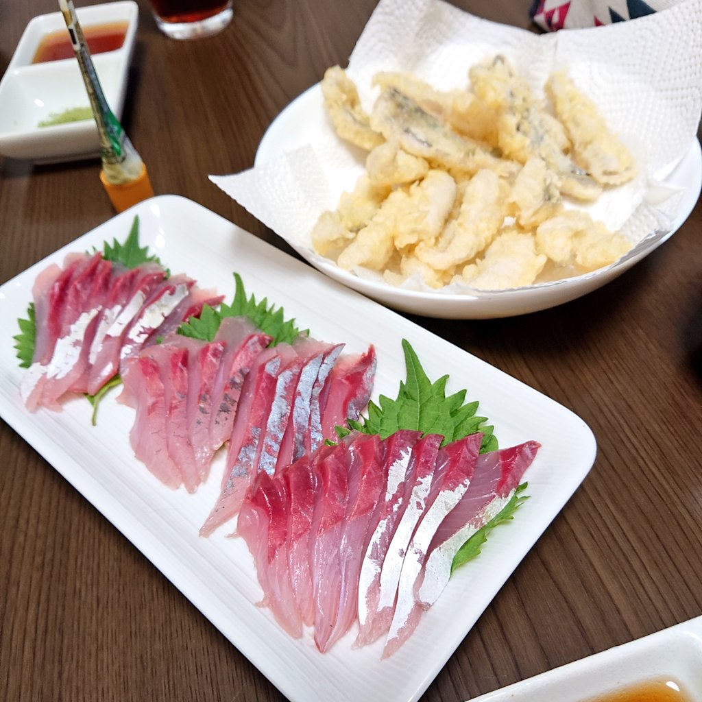 釣り好きメグ 美味しかった ツバスのお刺身 ツバスのユッケ 太刀魚とサゴシの天ぷら